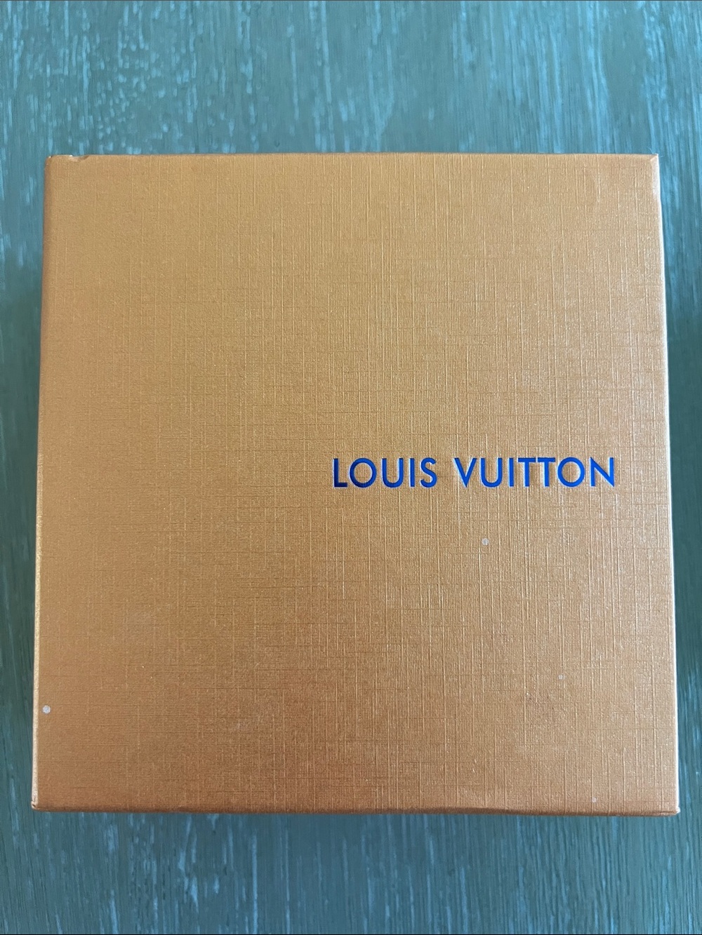 Louis Vuitton box